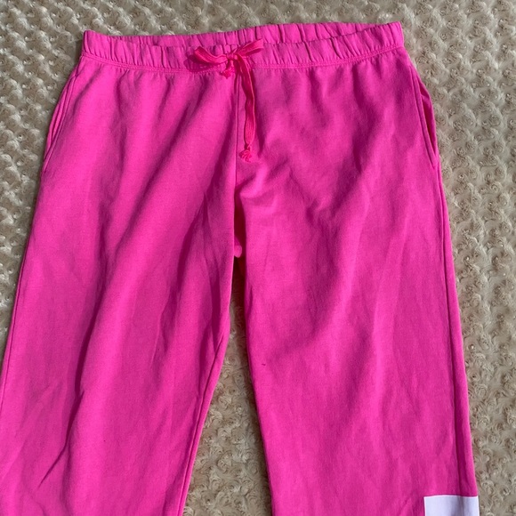 Victoria's Secret Women XL PINK Logo Heritage Sweatpants - Picture 5 of 8